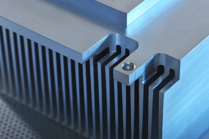 Precision machined extruded heat sink 